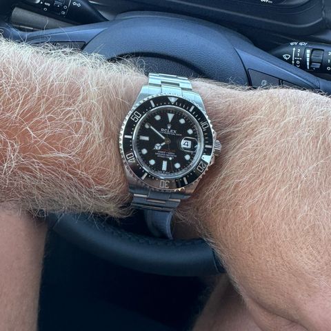 Rolex Sea Dweller 126600