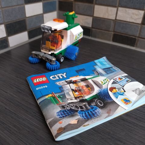 LEGO CITY 60249 KOMPLETT NÅ MED GRATIS FRAKT