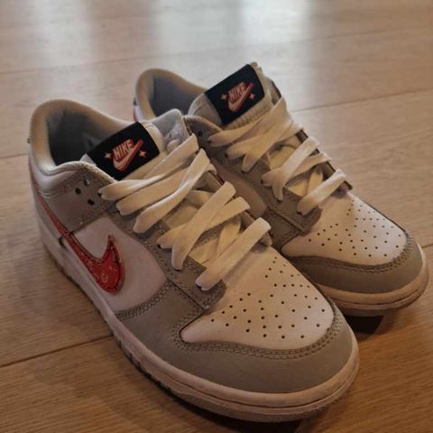 Nike dunk pent brukt