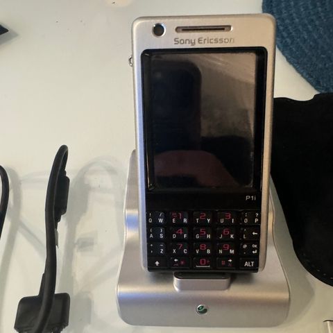 Sony Ericsson p1i