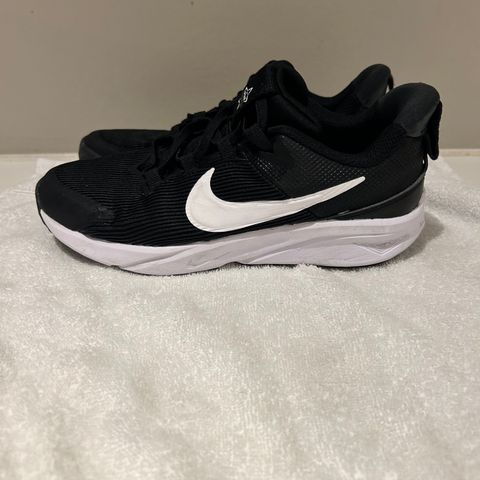 Nike Star runner str 35