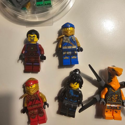 Lego Ninjago figurer