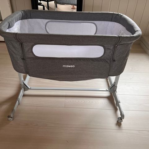 Moweo Bedside Crib