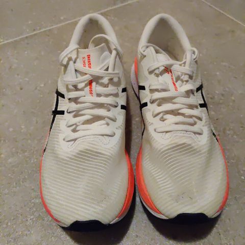 ASICS Magic Speed 3, str. 40.5