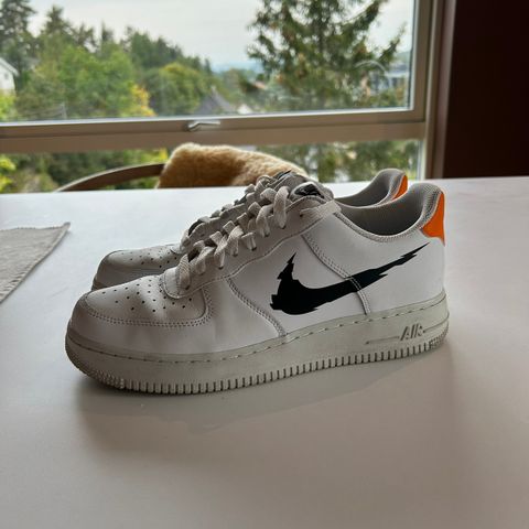 Nike Air Force 1 07. Str 42.