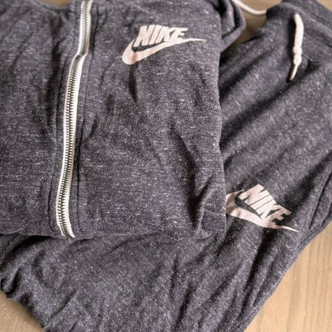 Joggedress Nike