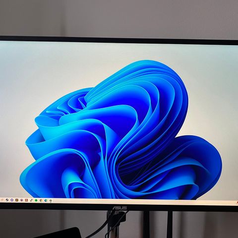 Asus PG27AQ