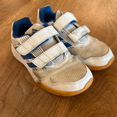 Adidas joggesko/innesko str 30