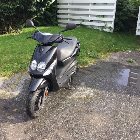 Yamaha Neos 4 moped selges