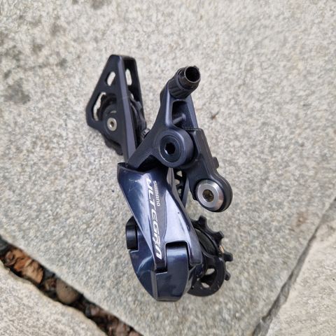 Ultegra bakgir, RD-R8000