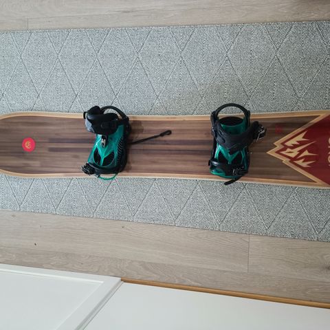 Jones Hovercraft  Snowboard 152 cm