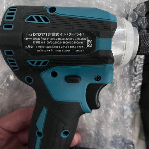 MAKITA DTD 171 +baterry + charger