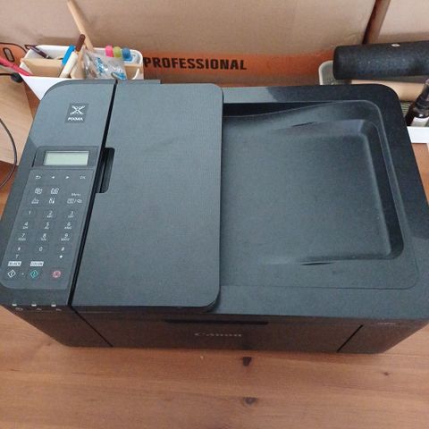 Canon Pixma Multifunskjon printer/kopimaskin/scanner