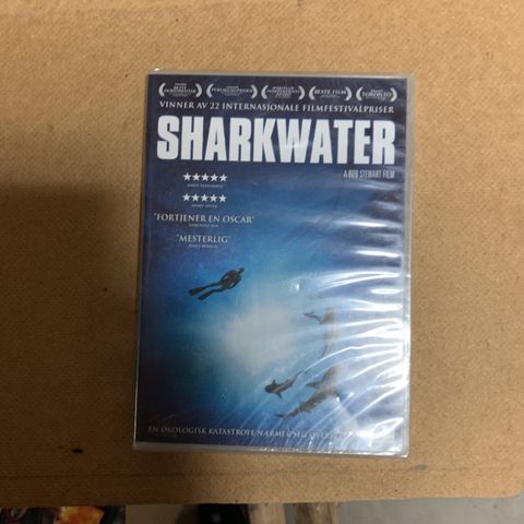 sharkwater selges