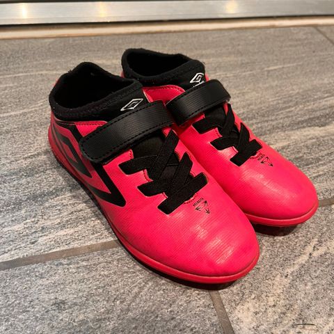 Umbro fotballsko str 30