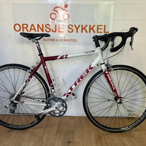 TREK LEXA LANDEVEISSYKKEL/ 54 cm RAMME/ NYLIG SERVICE OG GARANTI