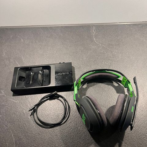 Astro a40