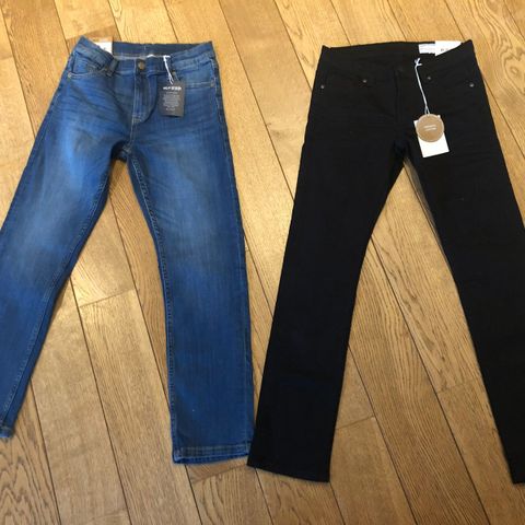 Nypris 898,- To nye og ubrukte Polarn O Pyret DENIM jeans str 146 (10- 11 år)