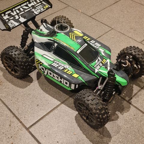 Kyosho inferno neo 3