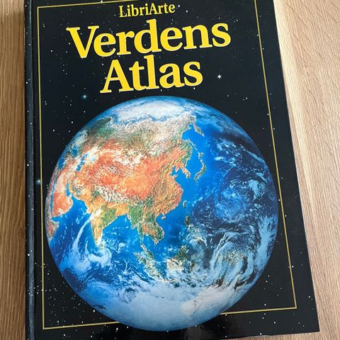 Stor bok Verdens atlas