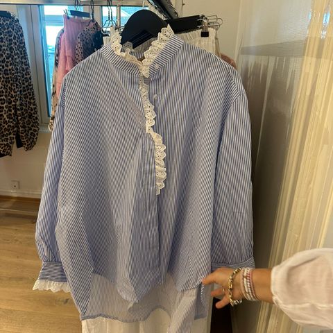 Blå stripete bluse fra Boho