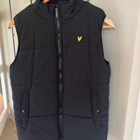 Lyle & Scott vest str 15/16 år