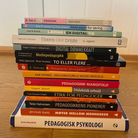 Pensumbøker: Pedagogikk