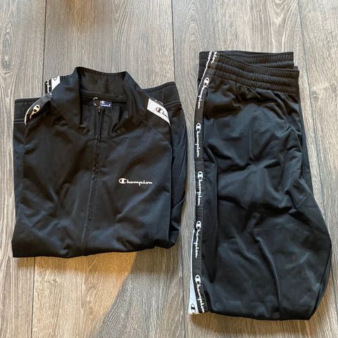 Svart champion tracksuit