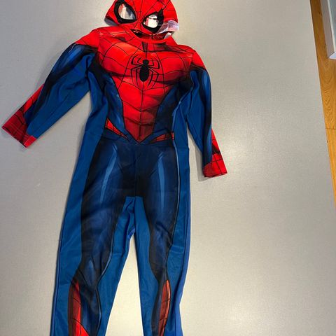 Spiderman kostyme fra hm 104