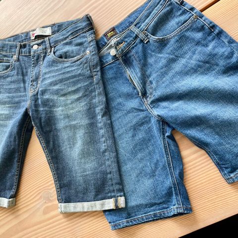 2 stk. Levis og Lee jeans shorts str 16 år