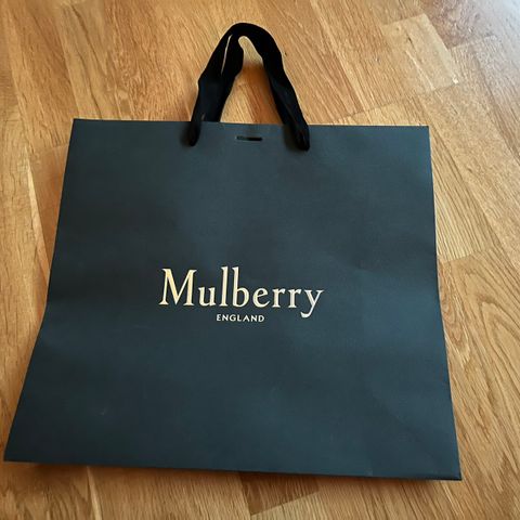 Mulberry pose !!!Som NY!!! Ca. 38x35x15 cm