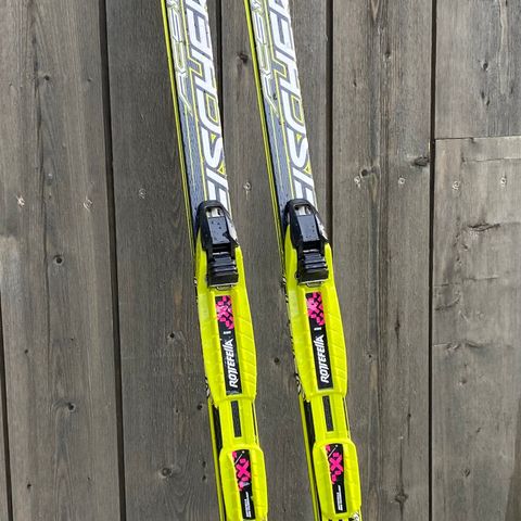 Fischer smørefri ski (130 cm)