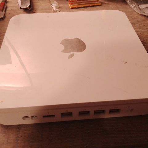 Apple AirPort WiFi Router Time Capsule 500GB Model No. A1254 External Hard Drive