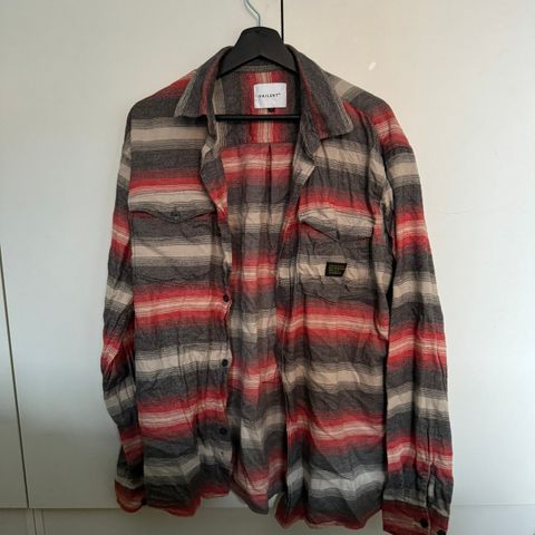 Vailent flannel shirt (L)