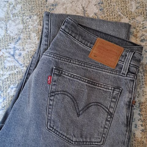 Levis 501, str. W31 L28