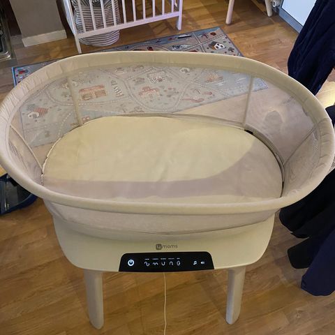 4Moms MamaRoo Sleep - mirakelmaskin for nybakte foreldre (må hentes)