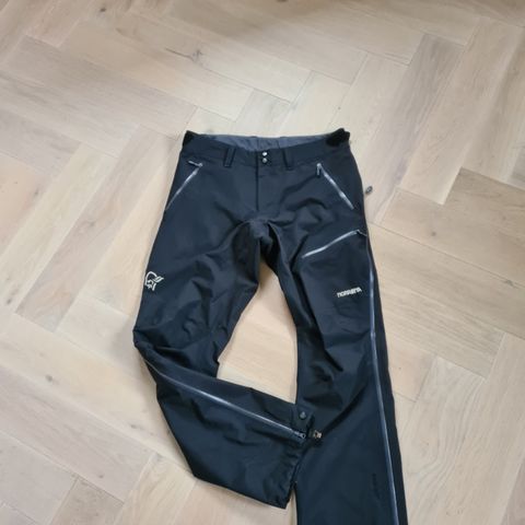 Norrøna Men's Falketind Gore-Tex Pants Caviar