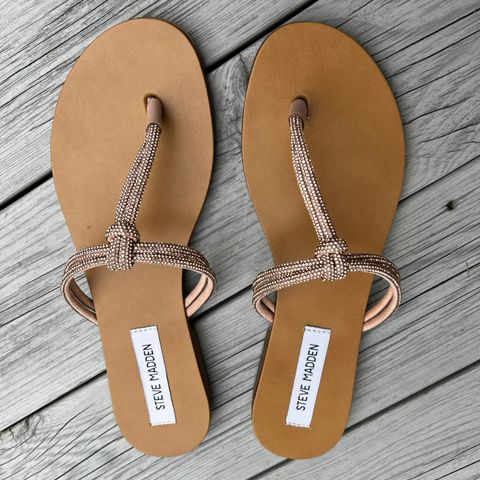 Nydelige og glitrende sandaler fra Steve Madden (nye)