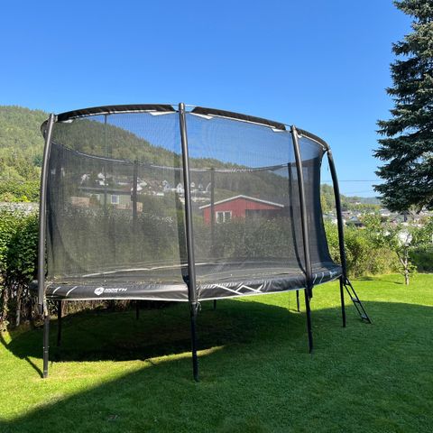 North Trampoline