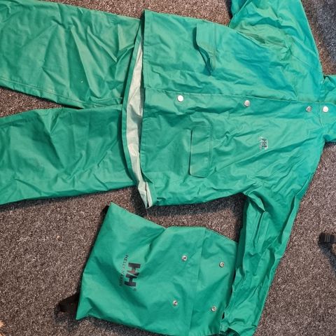 Vintage Helly Hansen regnsett str 149/ 12 år