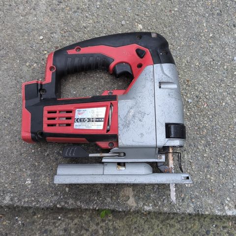 Milwaukee stikksag HD 18 batteridrevet