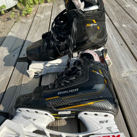 Bauer S21 Suprene, M5 Pro, Fit 1, str 6.5 (str 41) Hockeyskøyter