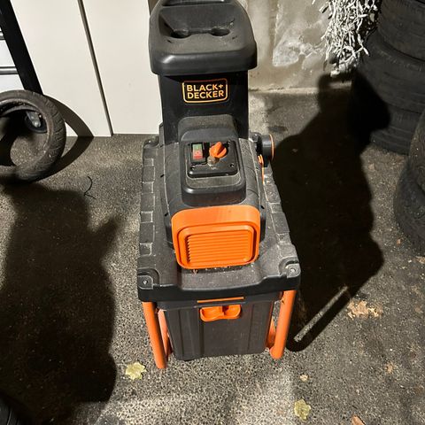 Black+decker kompostkvern / kvister