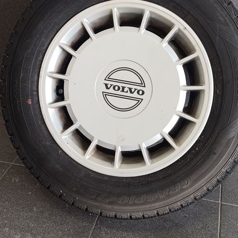 Originale volvo 240 vinterdekk