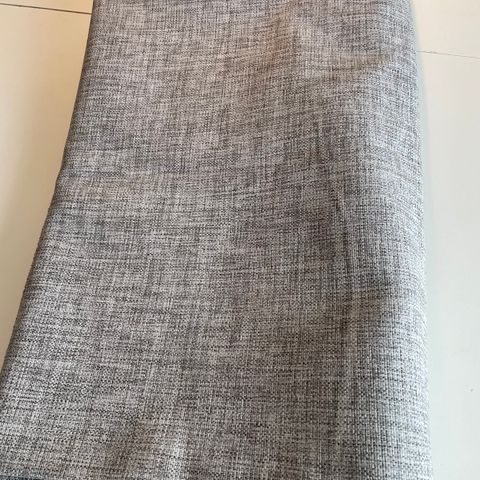 Møbelstoff fra Bolia, Nantes multi grey. 4,5 m x1,45 m= 6,53 m2.