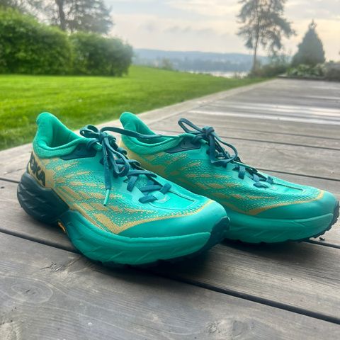 Hoka Speedgoat 5 terrenløpesko str 40