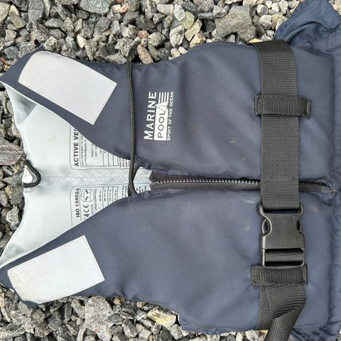 Redningsvest / flytevest 30-50 kg