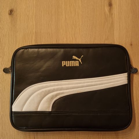 Reservert - Puma PC sleeve