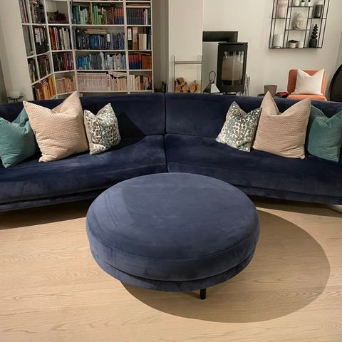 Grace sofa med puff fra Bolia