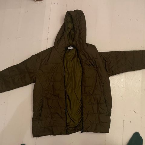 PUMA JAKKE JACKET OLIVE OLIVEN GRØNN GREEN EURO L LARGE